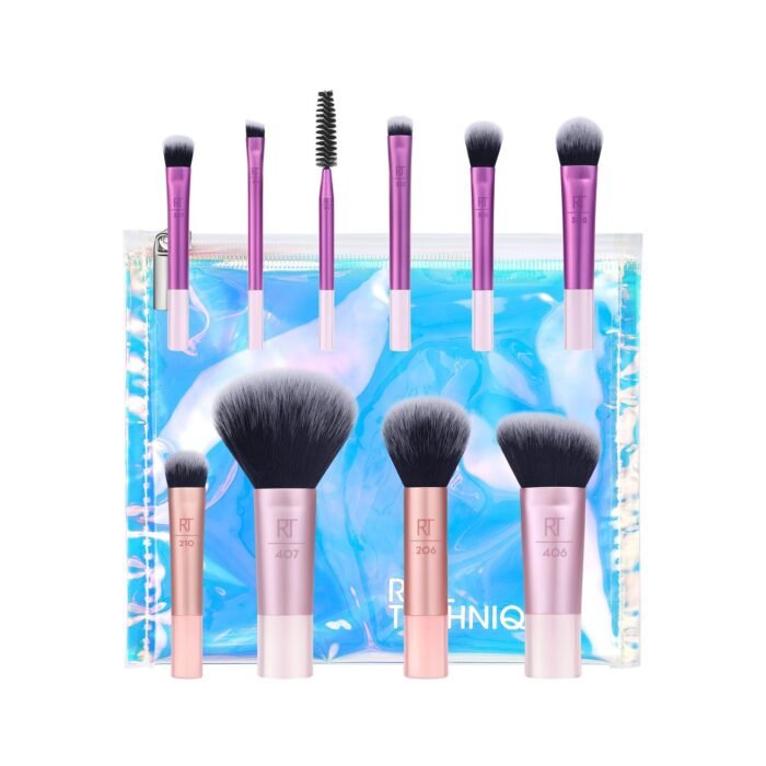 Real Techniques Travel Fantasy Mini Brush Set 10 Pcs - Image 3