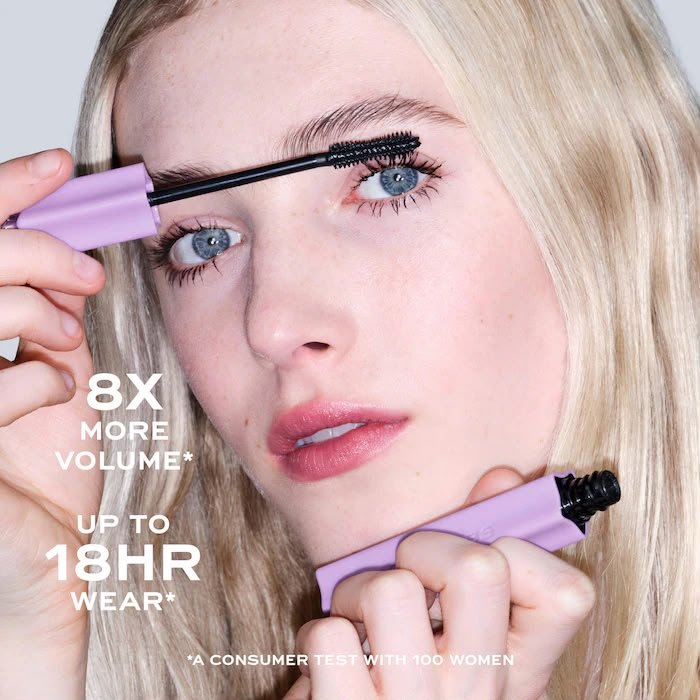 Marc-Jacobs-Flashes-Mascara